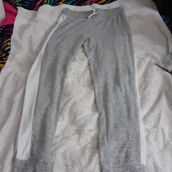 Matching set - Picture 3 of 4